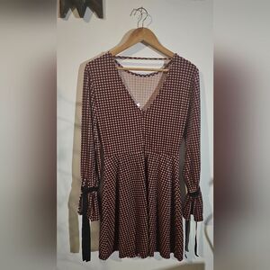 Xhilaration Maroon Cream Houndstooth Velvet Long Sleeve Sweetheart Dress S